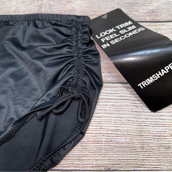 NWT TRIMSHAPER Black Scrunched Sides High Waist Tummy Control Bottoms Size 10 - Picture 6 of 8